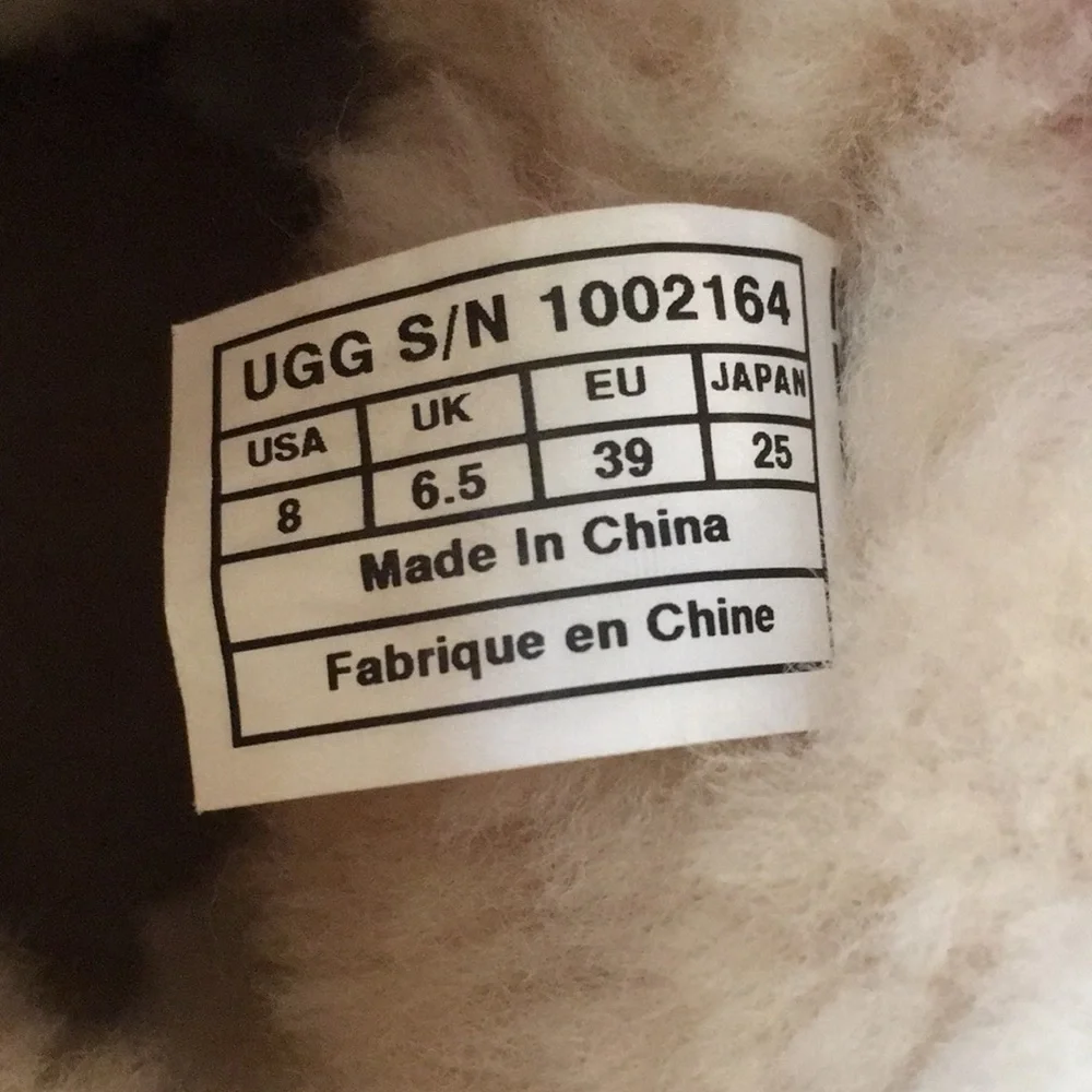 UGG | Floral Embroidered Sheep Shearling Cuff